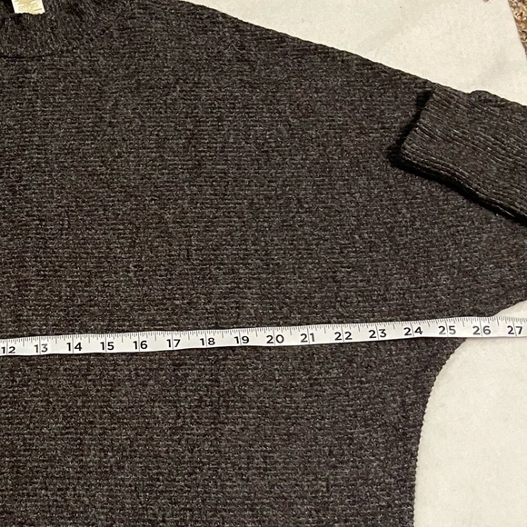 Matty M grey ribbed long sleeve ribbed shirt with mock neck size Medium oversize - Picture 4 of 12